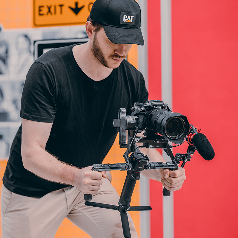 falcam-f22-quick-release-dual-handheld-f-r-stabilizer-2572 image 2