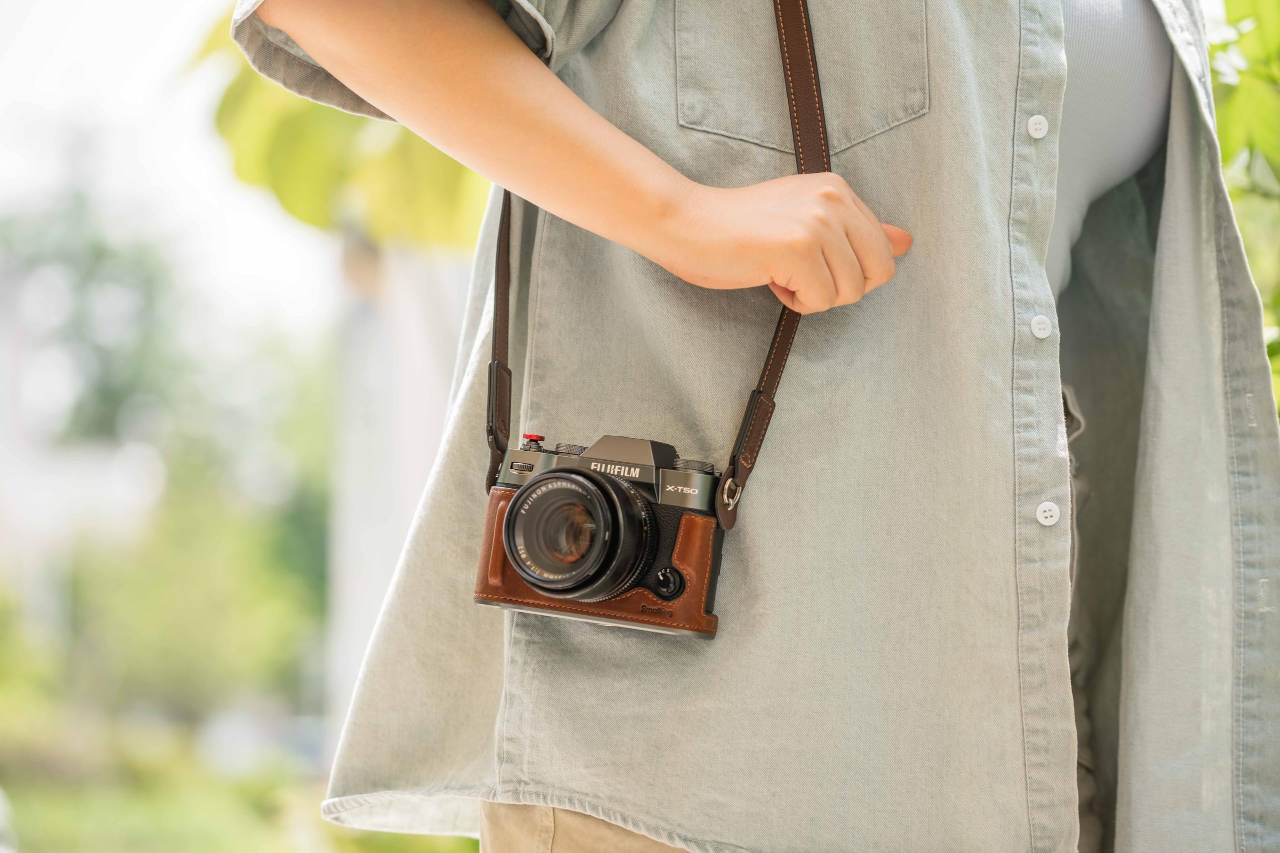 smallrig-4710-half-case-f-r-fujifilm-x-t50-halbleder-braun-gurt image 6