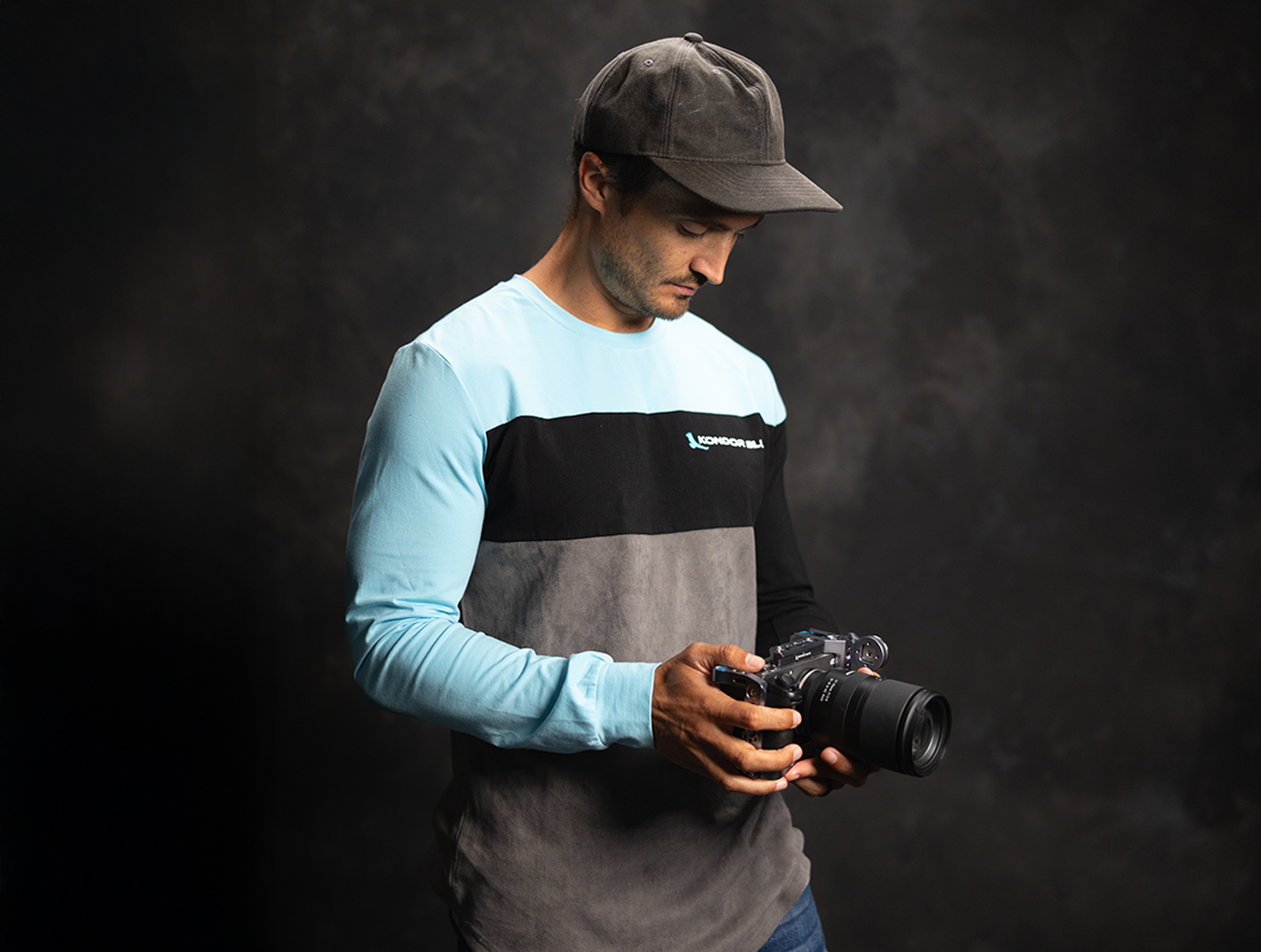 kondor-blue-premium-lens-cleaning-microfiber-t-shirt image 7