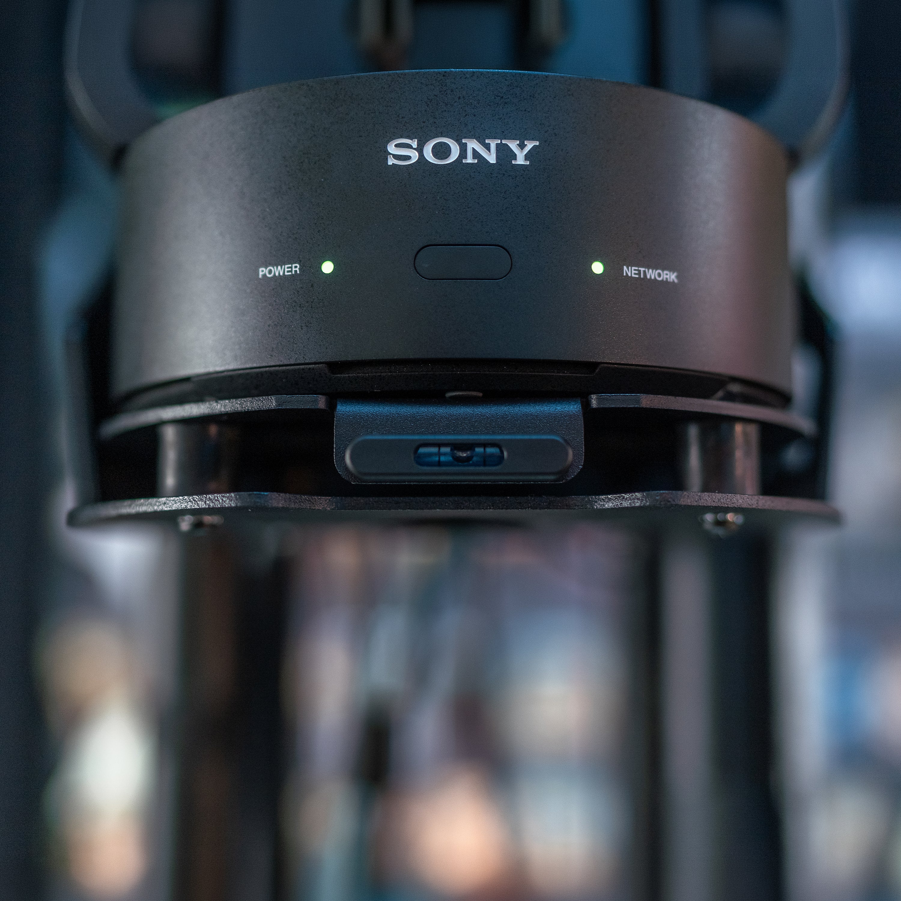 kondor-blue-ptz-camera-wall-mount-bracket-wandhalterung-f-r-sony-fr7-brc-am7-pan image 4