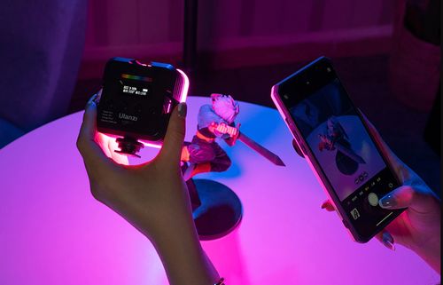Vlogger Must-Have