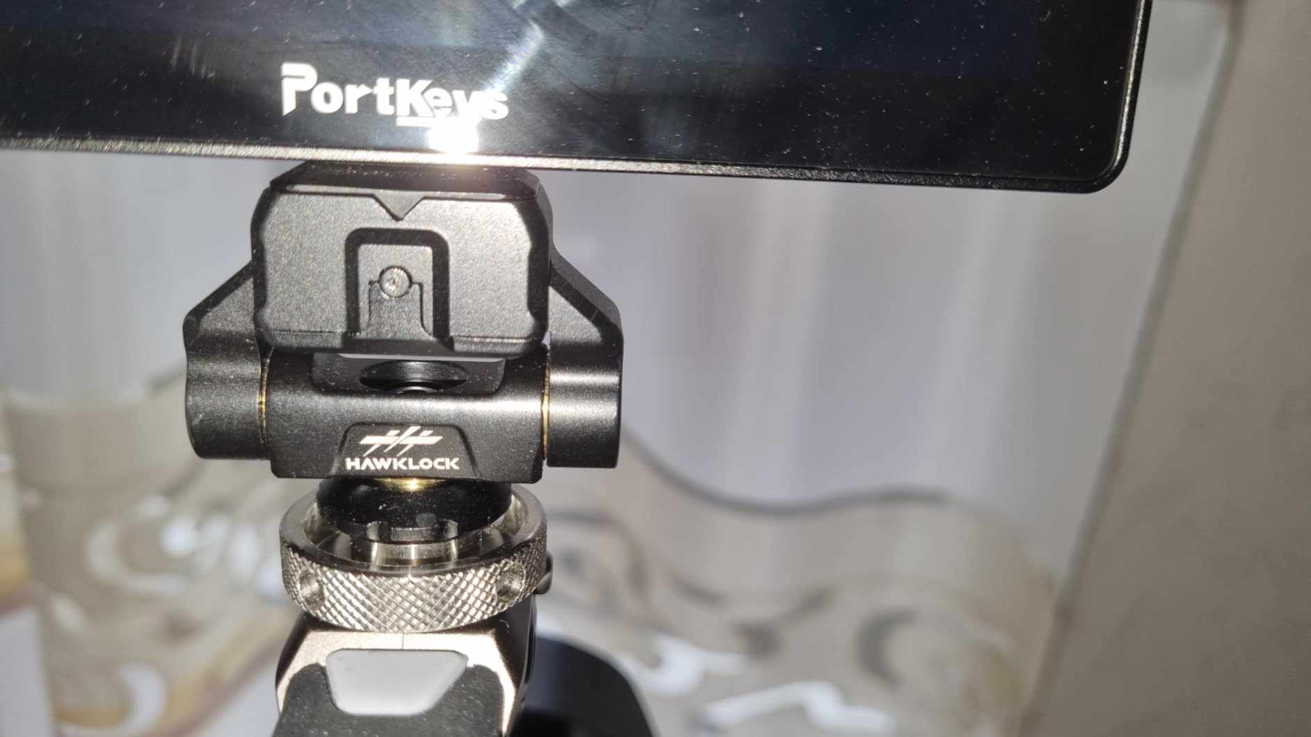 Hält bombenfest am Rig