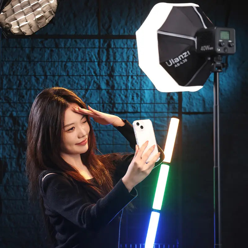 ulanzi-as-l30-30cm-mini-bowens-lantern-softbox-l081gbb1 image 3