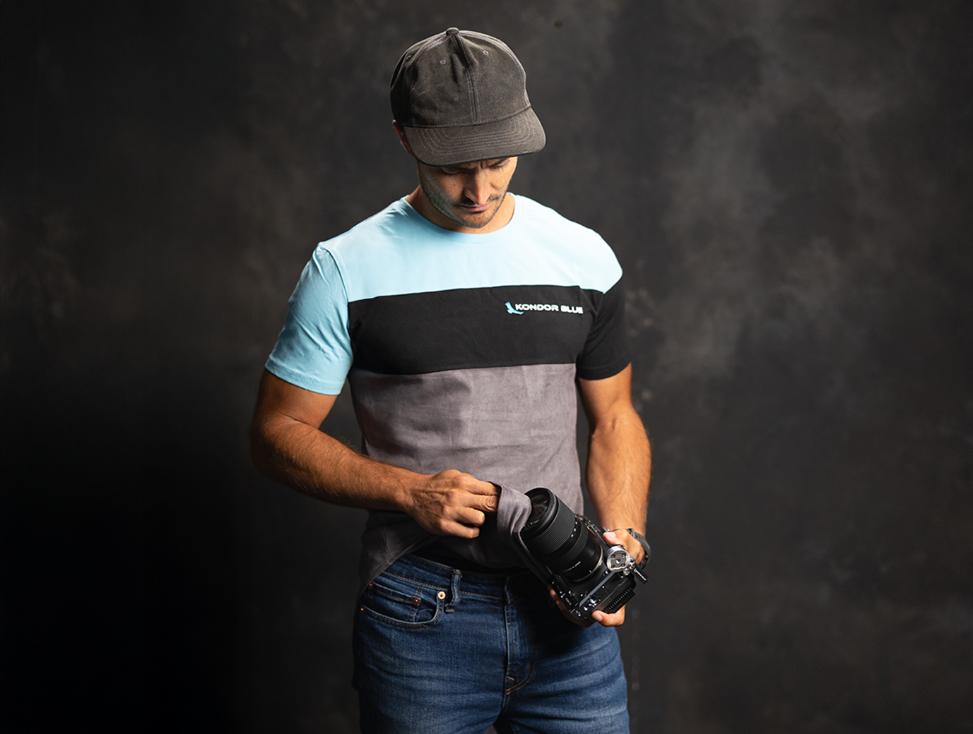 kondor-blue-premium-lens-cleaning-microfiber-t-shirt image 4