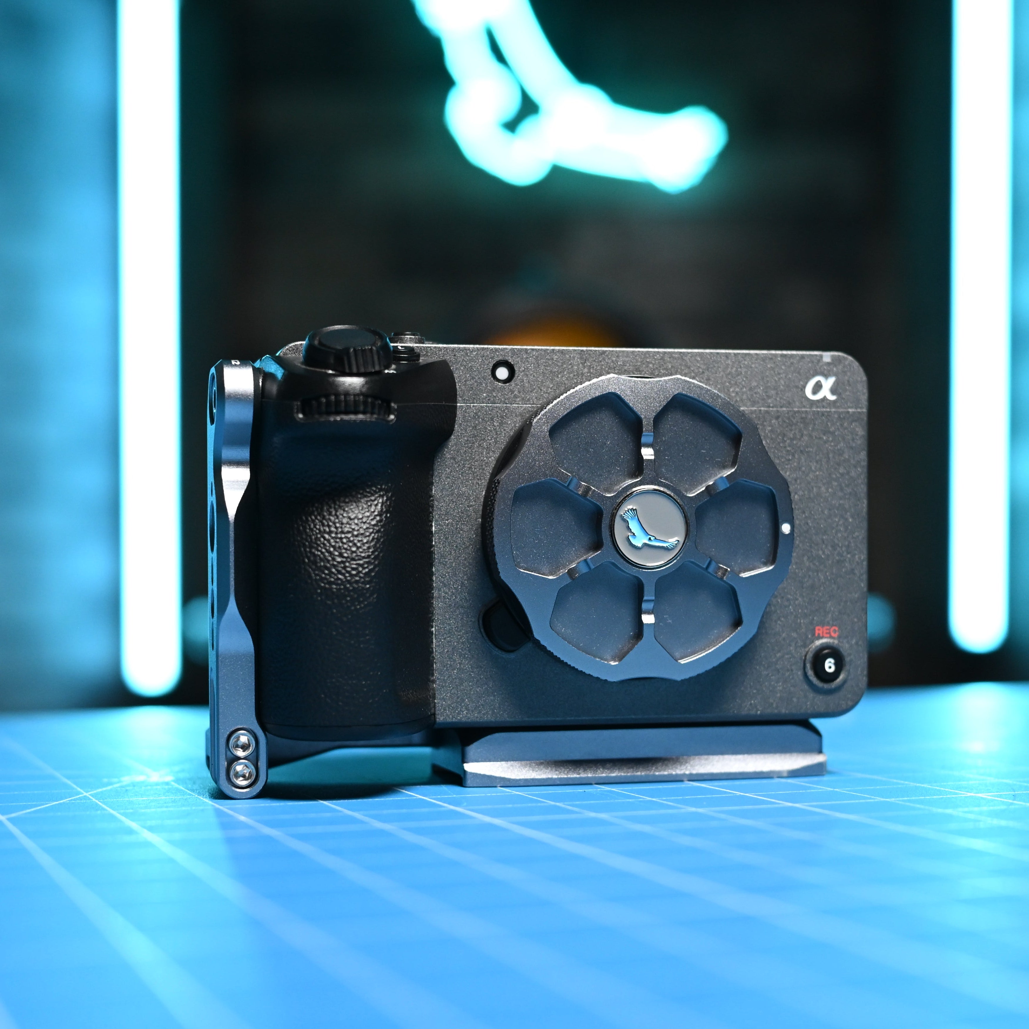 kondor-blue-half-cage-l-bracket-f-r-sony-fx3-fx30-fx2 image 2