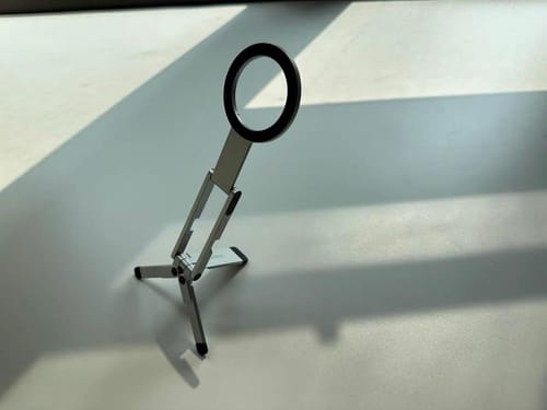 Enkel zeigt, Opa nutzt