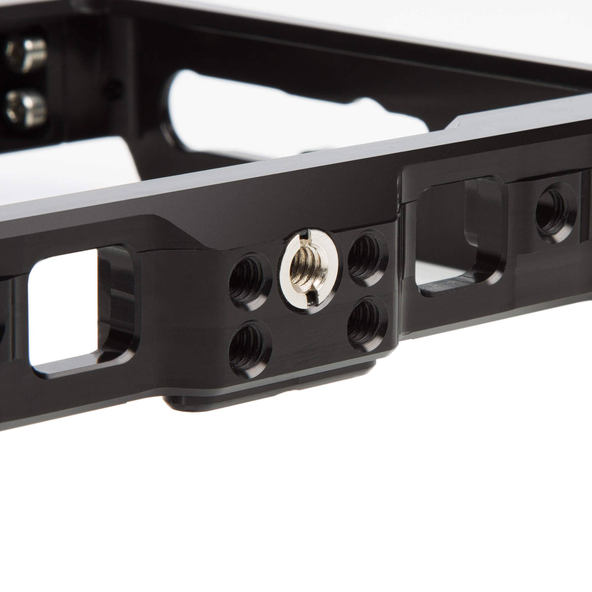 shape-monitor-cage-f-r-blackmagic-design-video-assist-4k-7-zoll image 5