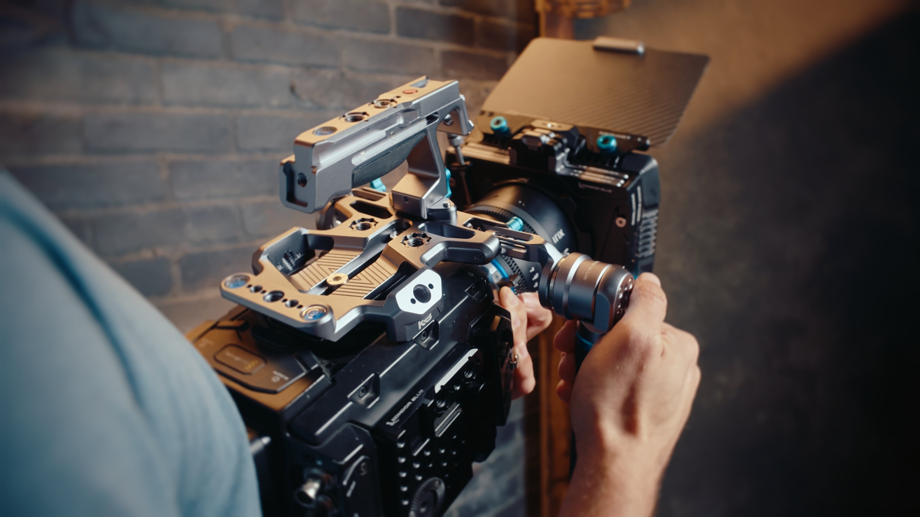 kondor-blue-ursa-cine-mini-cage-top-plate-k-fig-top-platte-f-r-blackmagic-ursa-c image 2