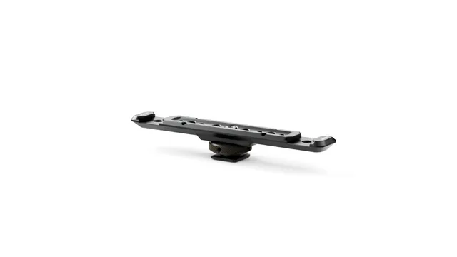 tilta-cold-shoe-expanded-bracket-schwarz-open-box image 1