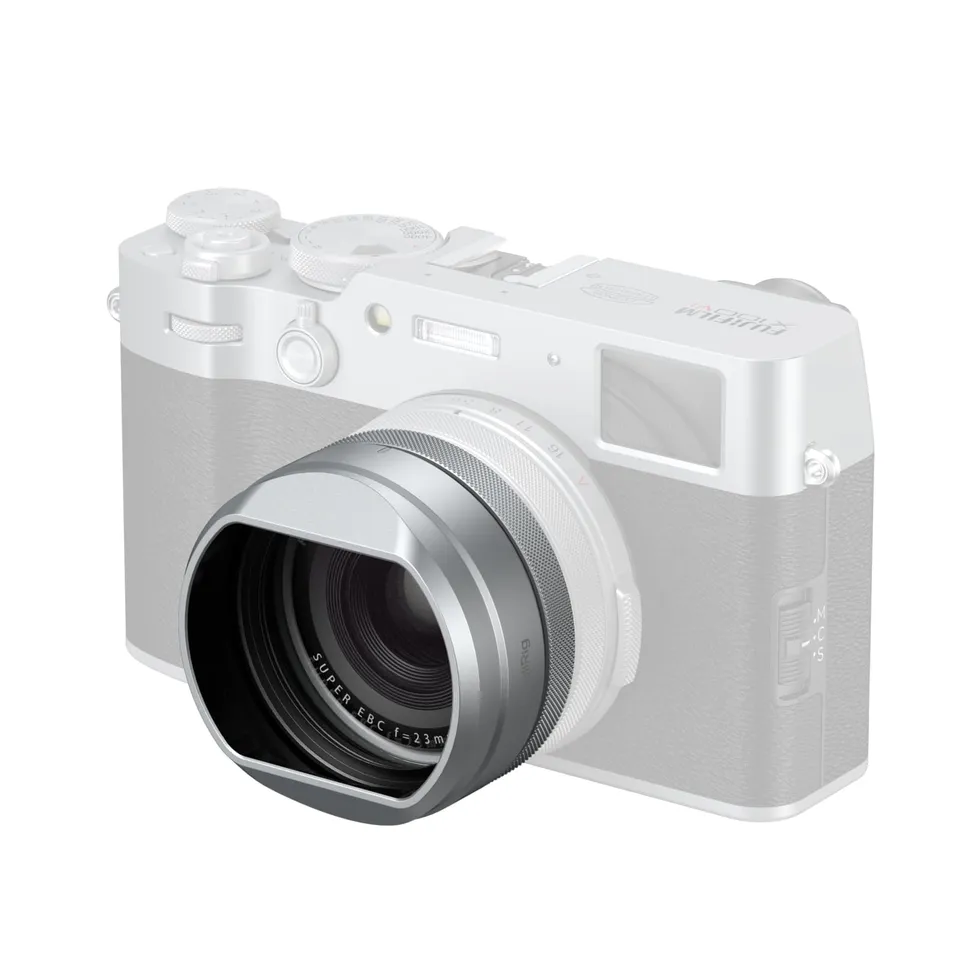 smallrig-5851-uv-filter-mit-gegenlichtblende-silber-f-r-fujifilm-x100vi-x100v image 1